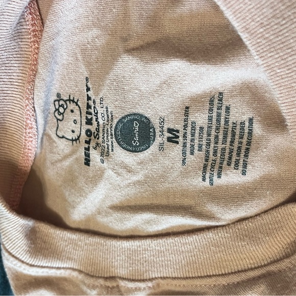 Hello Kitty Bundle! - Picture 4 of 5